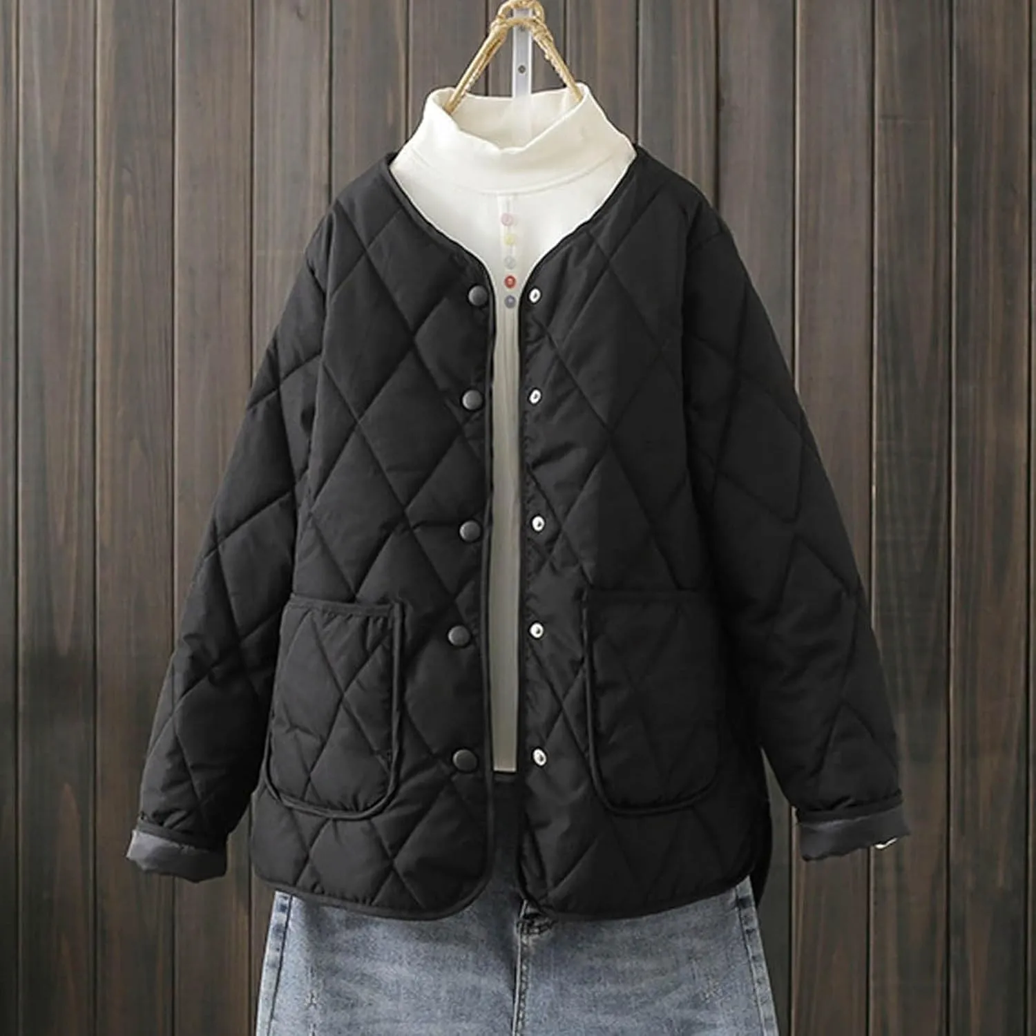 Womens Oversized Lightweight Quilted Jacket 2024 Fall Winter Warm Down Coat Casual Button Padded Outwear with Pocket